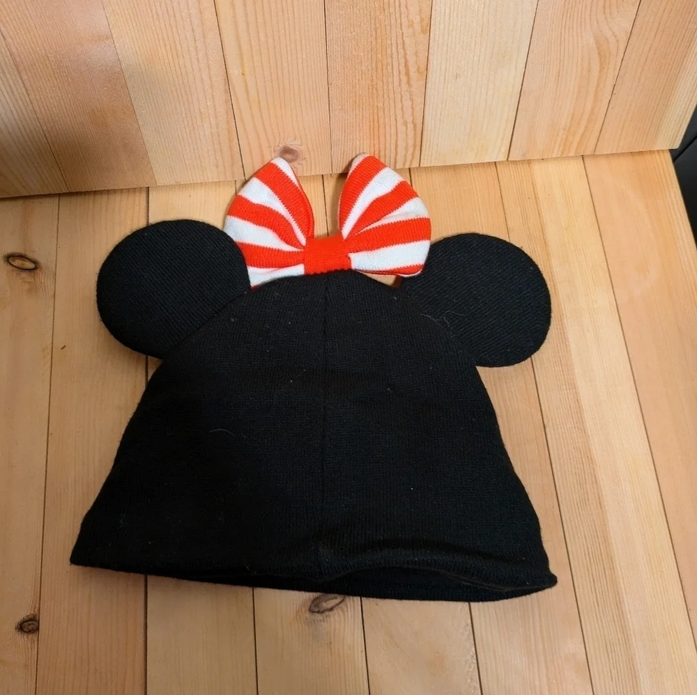 Kids Black and Red Minnie Mouse Beanie battery operated lights up